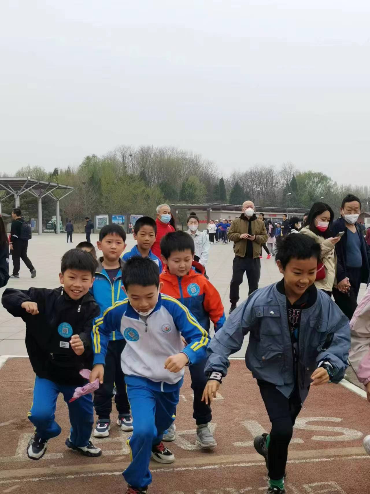 微信图片_20230402192954.jpg